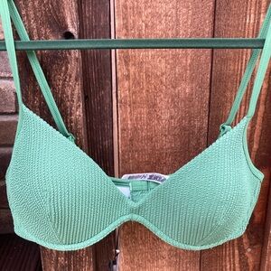 Victoria's Secret Green Ribbed Underwire Bra